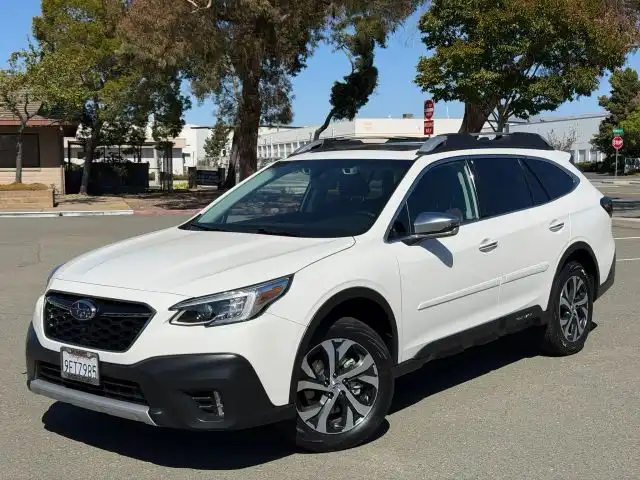 2022 Subaru Outback Touring XT's photo