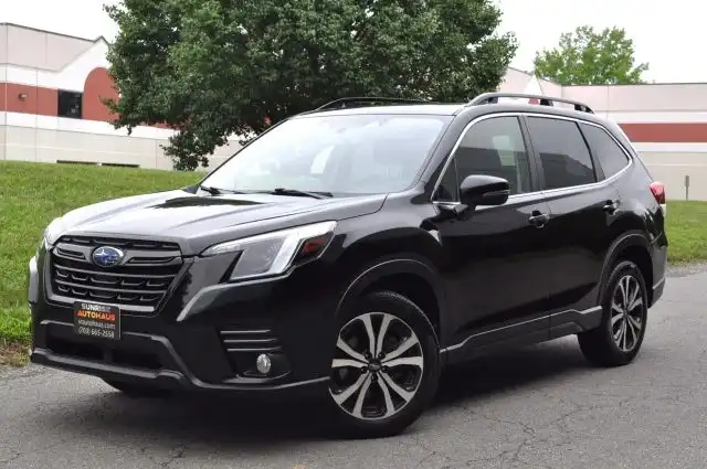2023 Subaru Forester Limited's photo