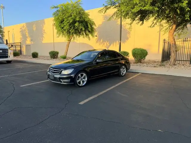 2014 Mercedes-Benz C-Class C250 Luxury's photo