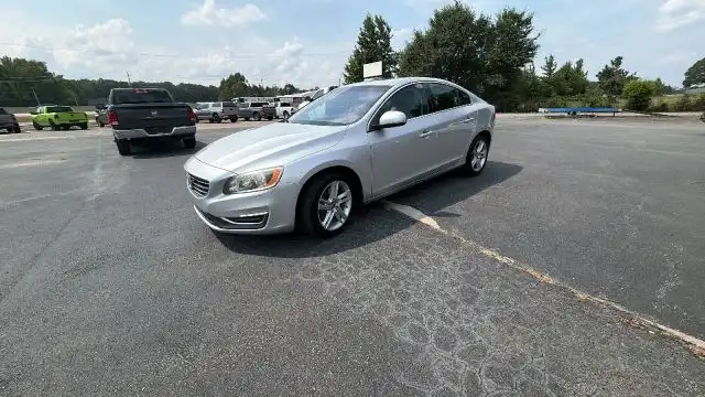 2014 Volvo S60 T5 FWD Auto's photo