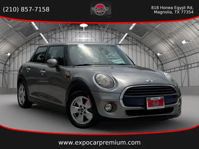 2018 MINI Cooper 4 Door's photo