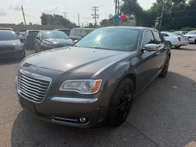 2014 Chrysler 300 C V8 AWD's photo