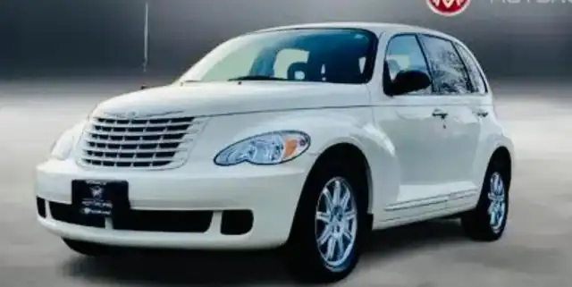 2010 Chrysler PT Cruiser Classic's photo