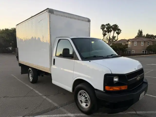 2017 Chevrolet Express 3500 139" WB's photo