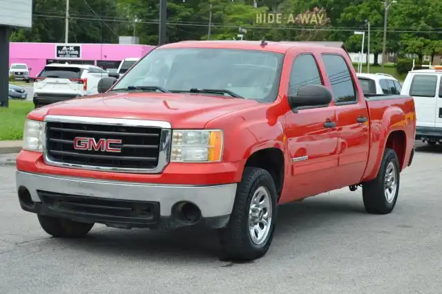 2007 GMC Sierra 2WD Crew Cab SL SWB's photo