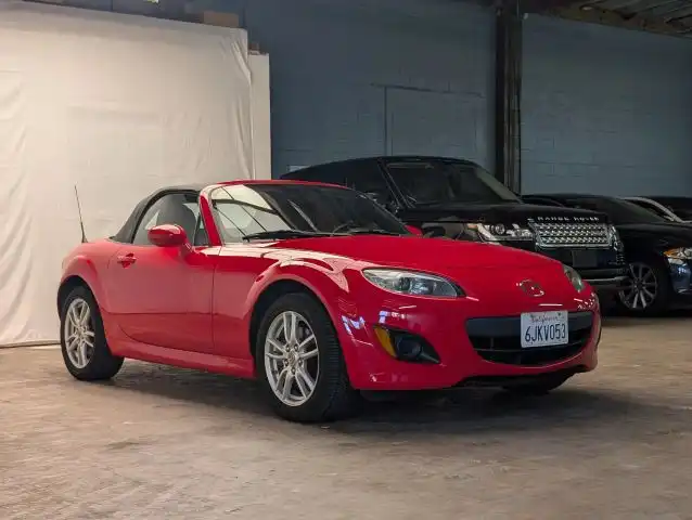 2009 Mazda MX-5 Miata 2.0 Auto Sport with Convenience Package's photo