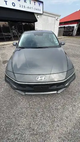 2024 Hyundai Elantra 2.0 SEL IVT's photo