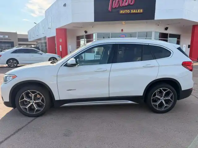 2018 BMW X1 sDrive28i's photo