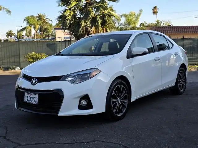 2016 Toyota Corolla S Plus AT's photo