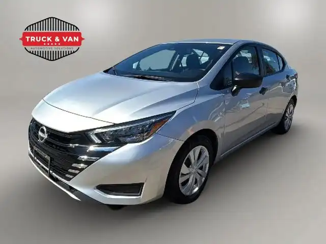 2025 Nissan Versa 1.6 S CVT's photo