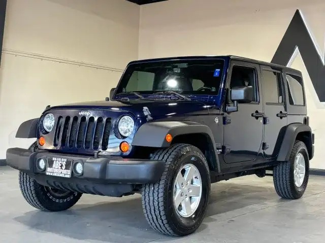 2013 Jeep Wrangler Sport's photo