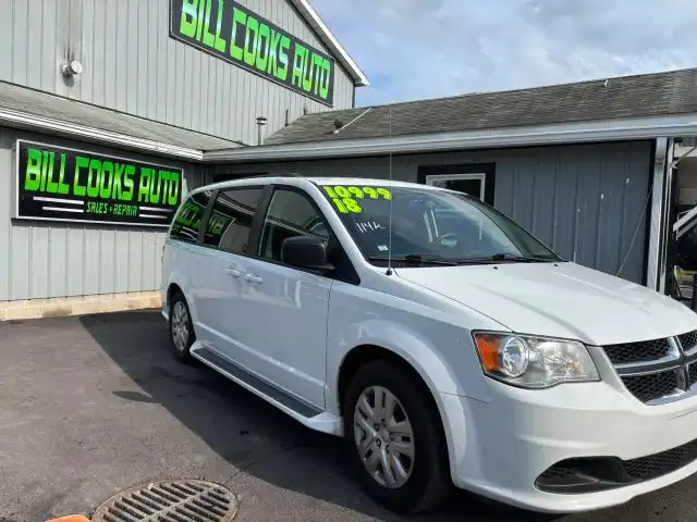 2018 Dodge Grand Caravan SE's photo