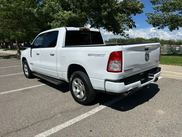2021 RAM 1500 Big Horn/Lone Star 4x4 Crew Cab 5'7's photo