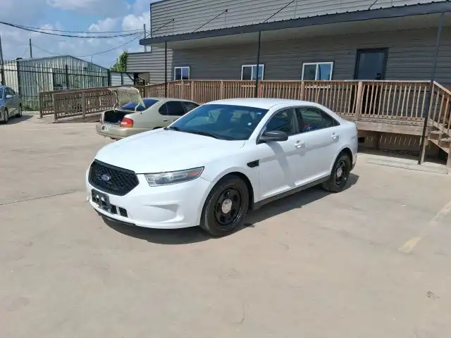 2017 Ford Taurus's photo