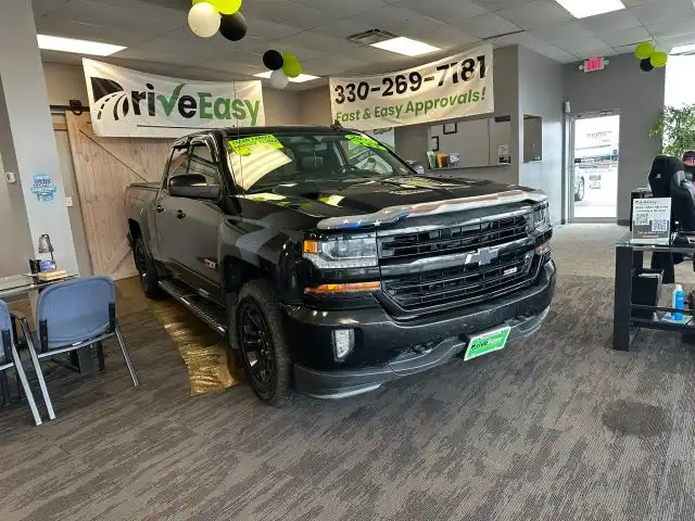 2017 Chevrolet Silverado 1500 LT Z71 4X4 Double Cab Std Box's photo