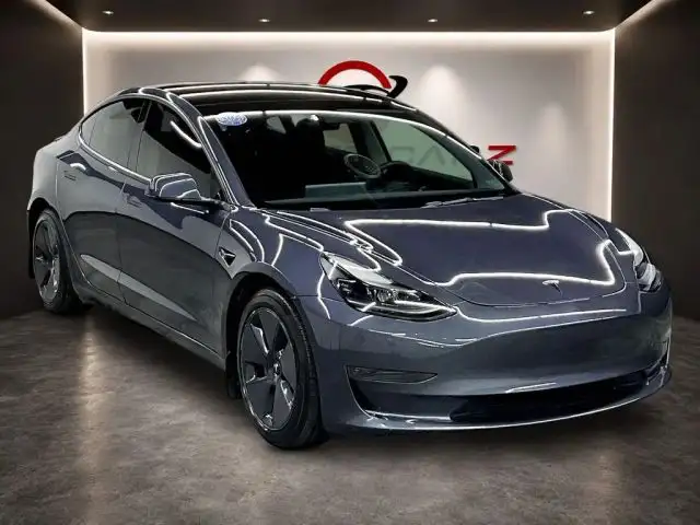 2023 Tesla Model 3 Base's photo