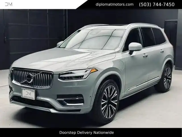 2024 Volvo XC90 T8 Recharge Plus Bright Theme 7-Seat 4WD's photo