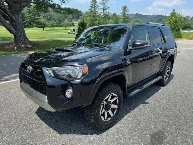 2018 Toyota 4Runner Off-Road 4x4 V6's photo