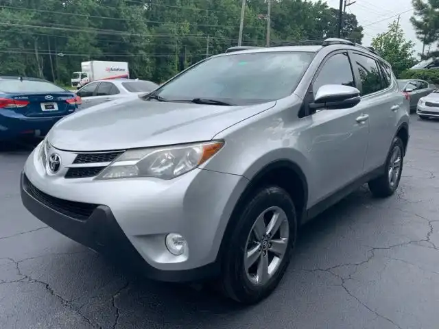 2015 Toyota RAV4 XLE's photo