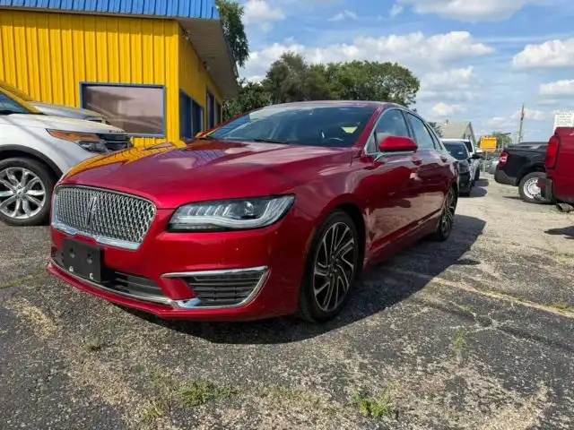 2020 Lincoln MKZ Reserve II FWD's photo