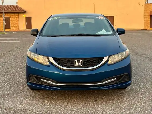2015 Honda Civic LX CVT's photo