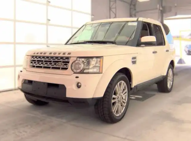 2010 Land Rover LR4 Base's photo