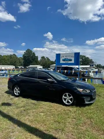 2017 Chevrolet Malibu 1LS's photo