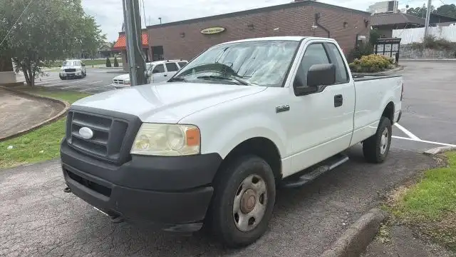 2006 Ford F-150 XL 4x4 Regular Cab 126-in Styleside's photo