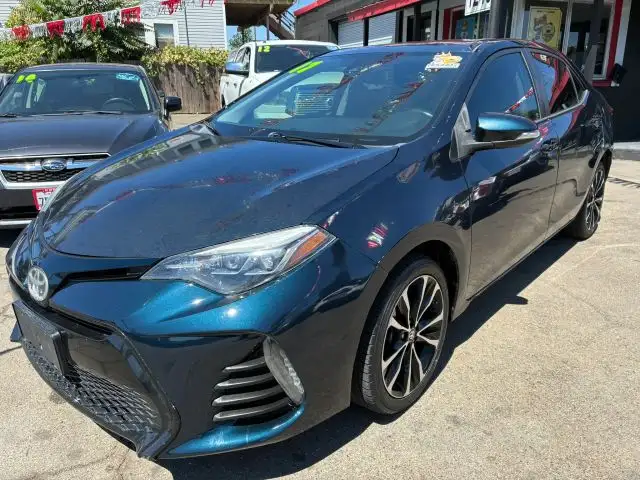 2017 Toyota Corolla XSE AT's photo