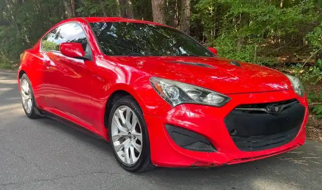 2013 Hyundai Genesis Coupe 2.0T 8-Speed A/T's photo