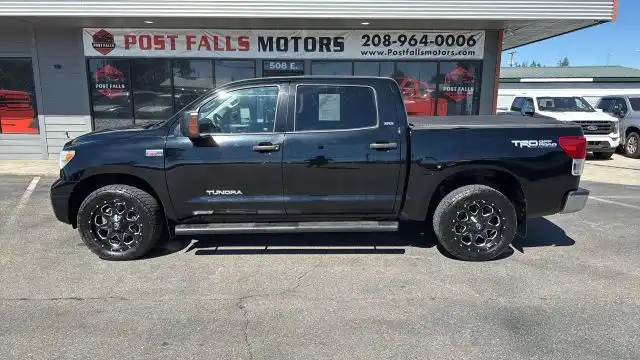 2011 Toyota Tundra 5.7 Auto 4WD Tundra Grade Crew Max's photo