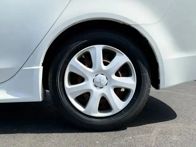 2014 Mitsubishi Lancer ES CVT's photo