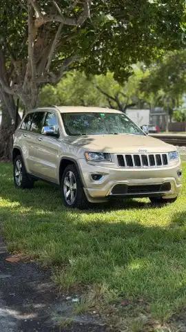 2015 Jeep Grand Cherokee Limited's photo
