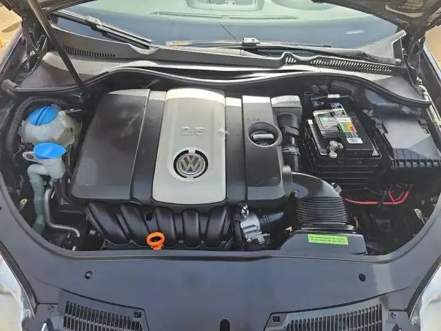 2009 Volkswagen Jetta SEL 6AT's photo