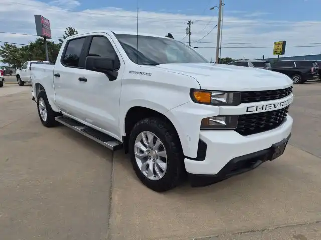 2020 Chevrolet Silverado 1500 Custom Crew Cab Short Box's photo