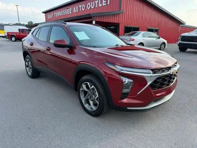 2024 Chevrolet Trax LT's photo