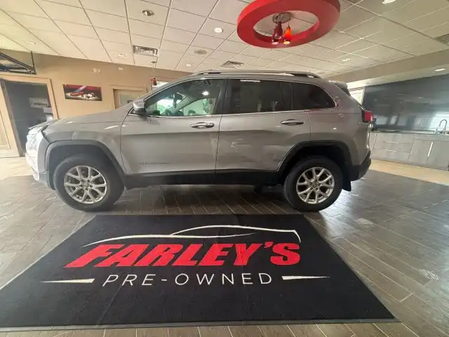 2014 Jeep Cherokee Latitude 4X4's photo