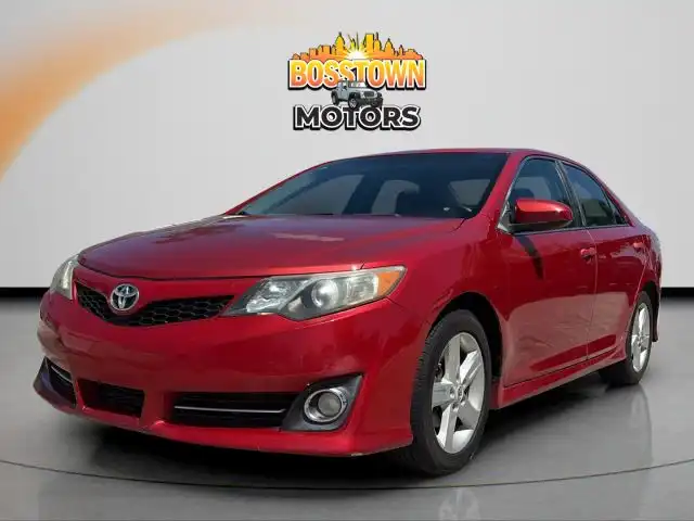 2012 Toyota Camry 2.5 Auto SE's photo