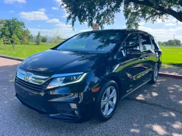 2019 Honda Odyssey EX-L with RES & Navigation's photo