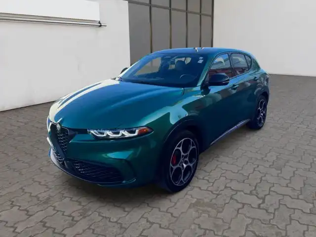 2024 Alfa Romeo Tonale Veloce's photo