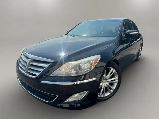 2014 Hyundai Genesis 3.8's photo