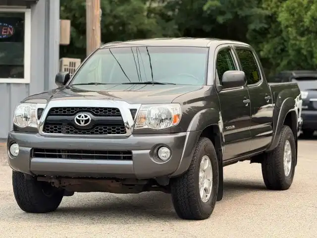 2011 Toyota Tacoma 4x4 Doublecab V6 AT's photo