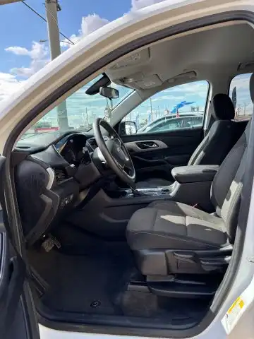 2020 Chevrolet Traverse FWD LS's photo