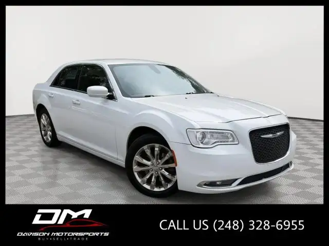 2016 Chrysler 300 Limited AWD's photo