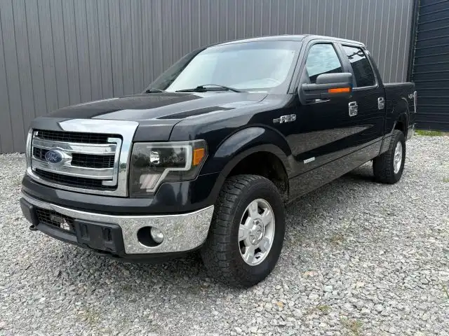 2013 Ford F-150 XLT 4x4 SuperCrew 145-in's photo