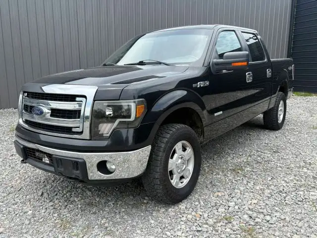 2013 Ford F-150 XLT 4x4 SuperCrew 145-in's photo