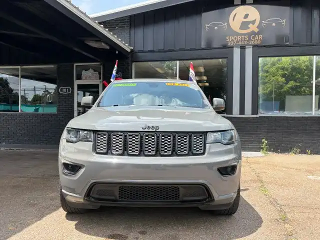 2020 Jeep Grand Cherokee Altitude's photo