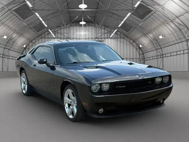 2009 Dodge Challenger R/T's photo