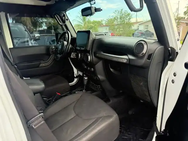2017 Jeep Wrangler Sport S's photo