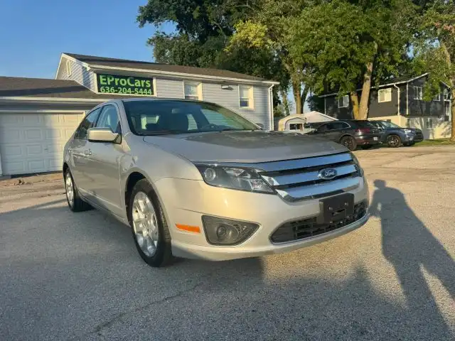 2010 Ford Fusion I-4 SE's photo